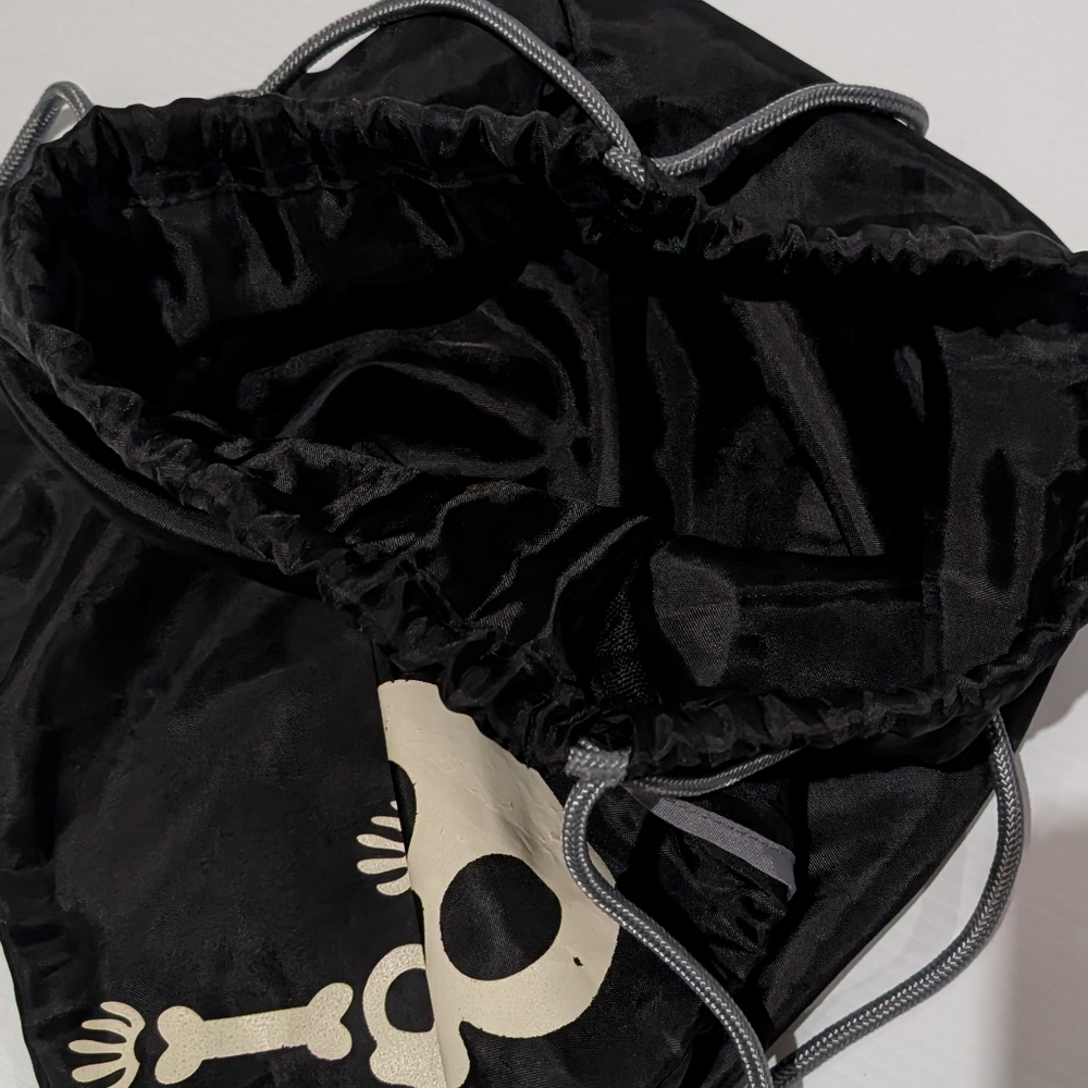 Thirty-One Black Skeleton Backpack - Picture 5 of 11